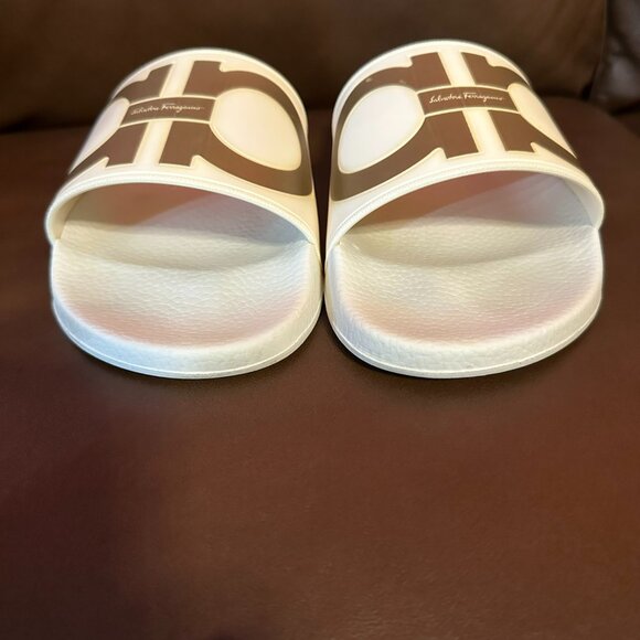 Salvatore Ferragamo Slides - Picture 2 of 12